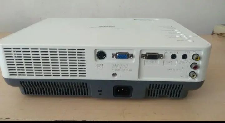 Projetor Sanyo