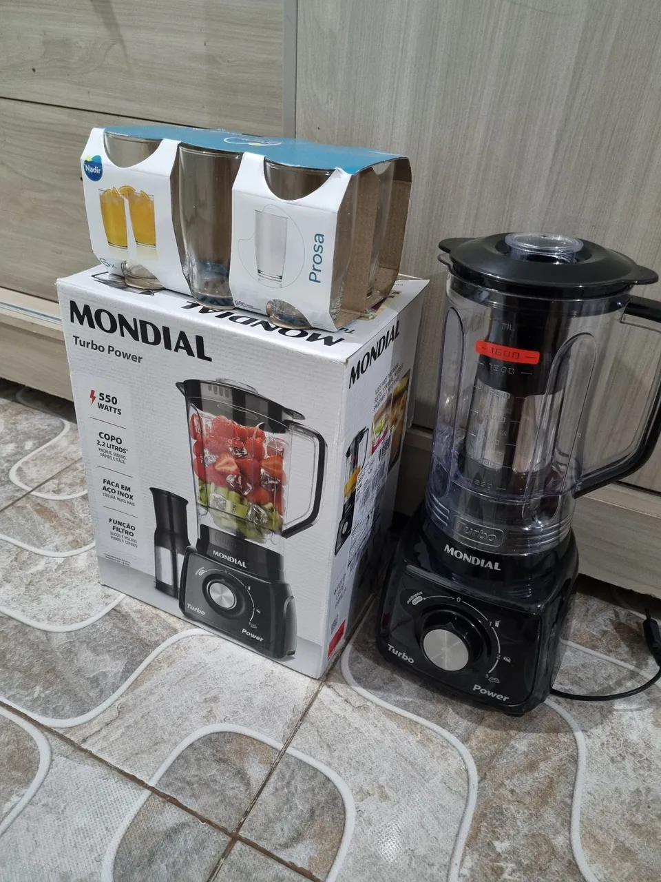 Liquidificador Mondial + conjunto de copo