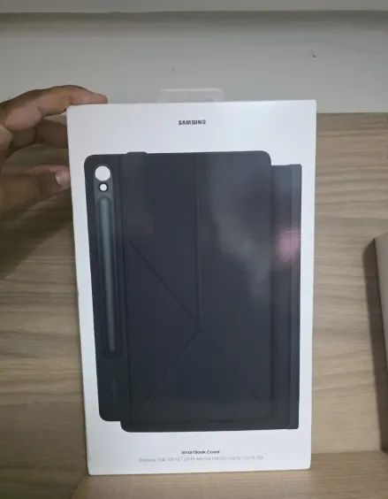 Capa Smart Book Cover Samsung  S9, S9 FE, S9 FE 5G, S10 FE, S10 FE 5G, S9, S9 5 - Foto 2