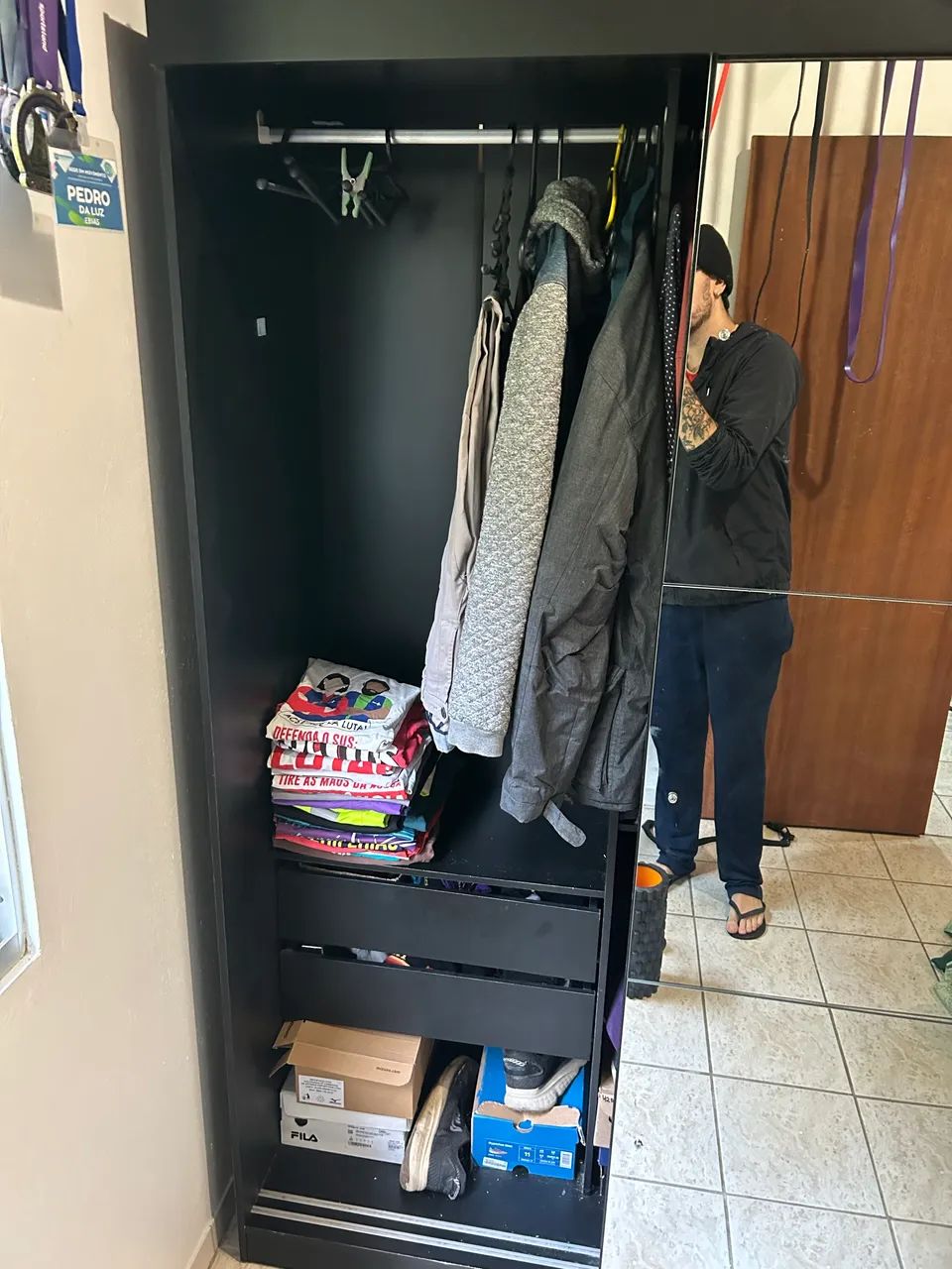 Guarda roupa com espelho - Foto 2