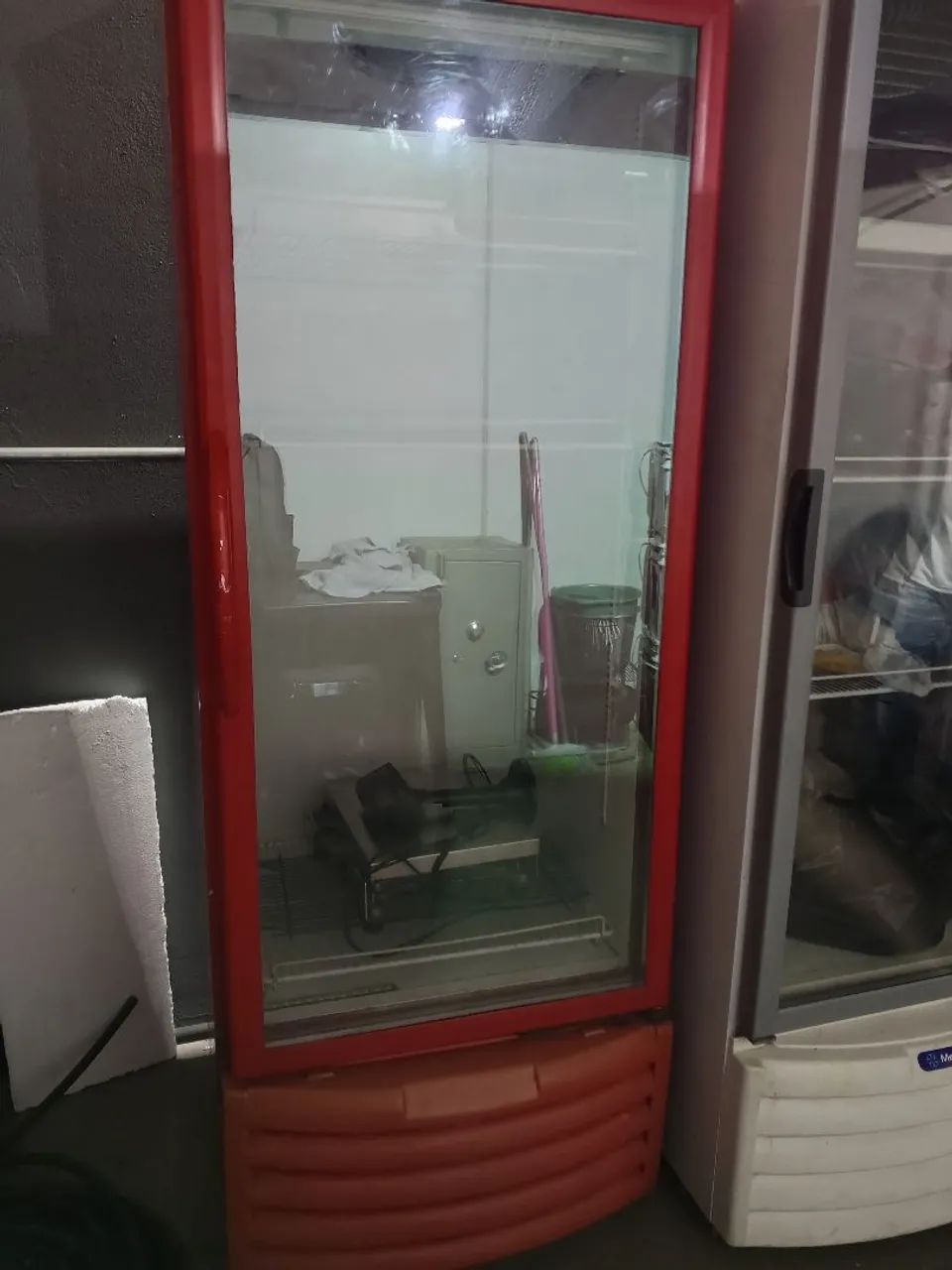 Vendo freezer funcionando perfeitamente  - Foto 2