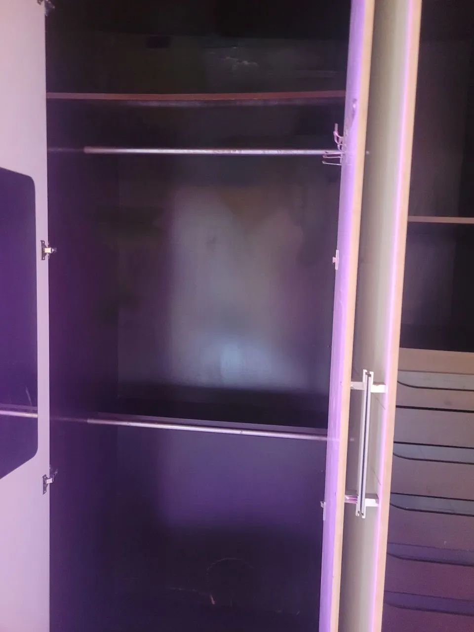 Guardarropa de 6 portas ótimo estado - Foto 4