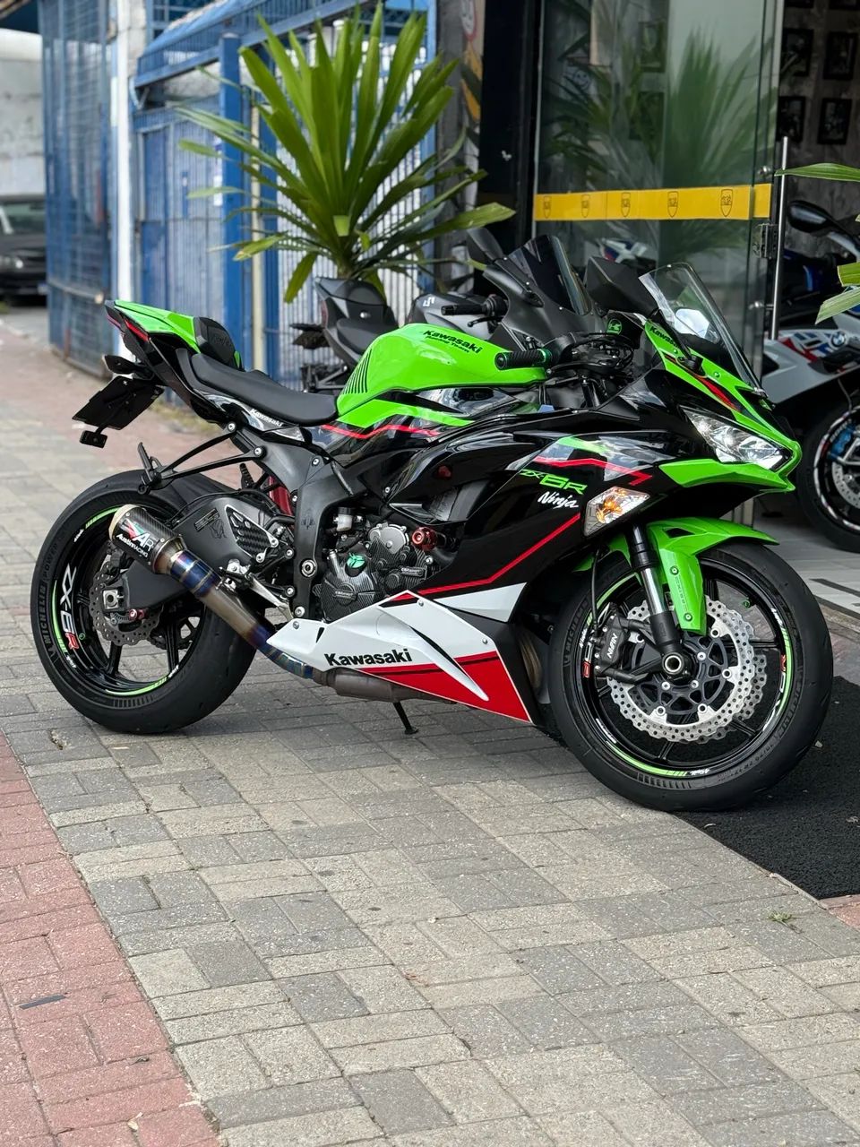 Kawasaki Zx-6r 636cc 2022 - 1499292915 | OLX