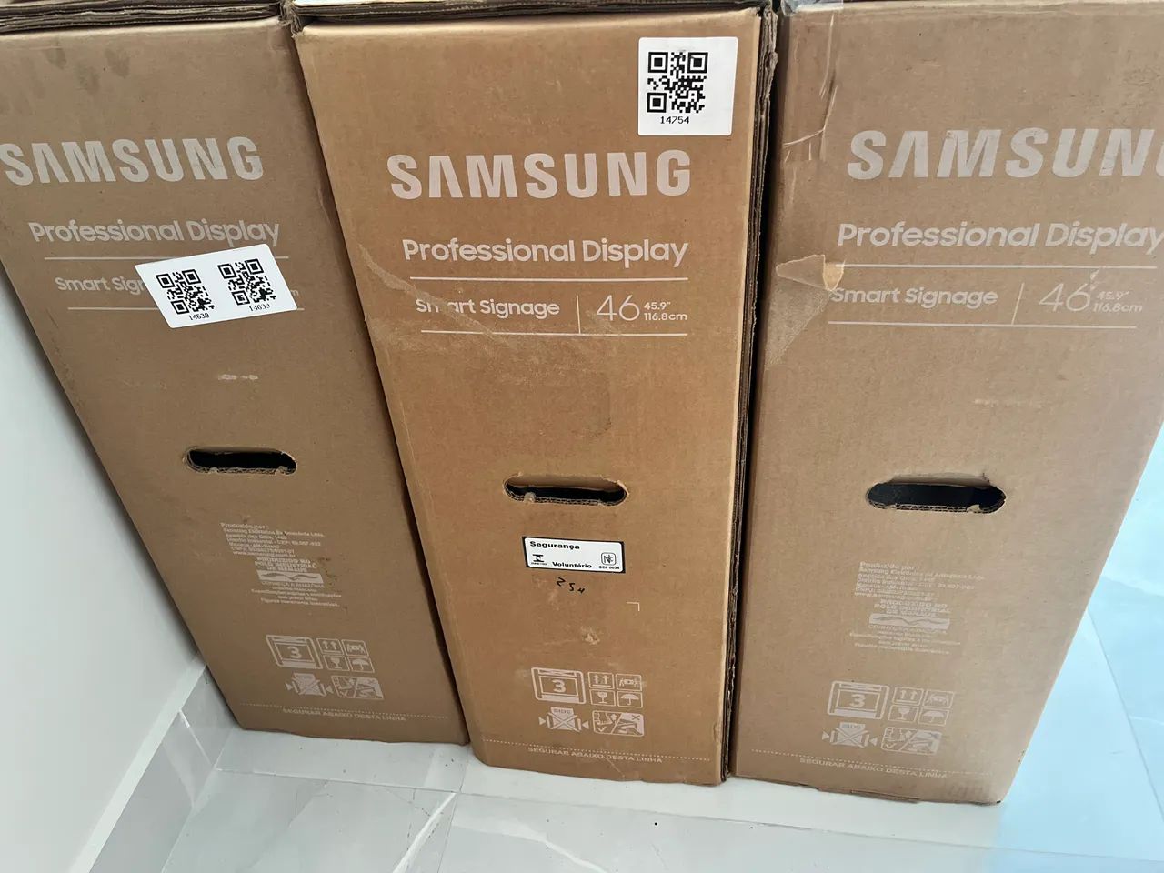 Monitor Profissional Samsung LED 46" VM46B-U Full HD