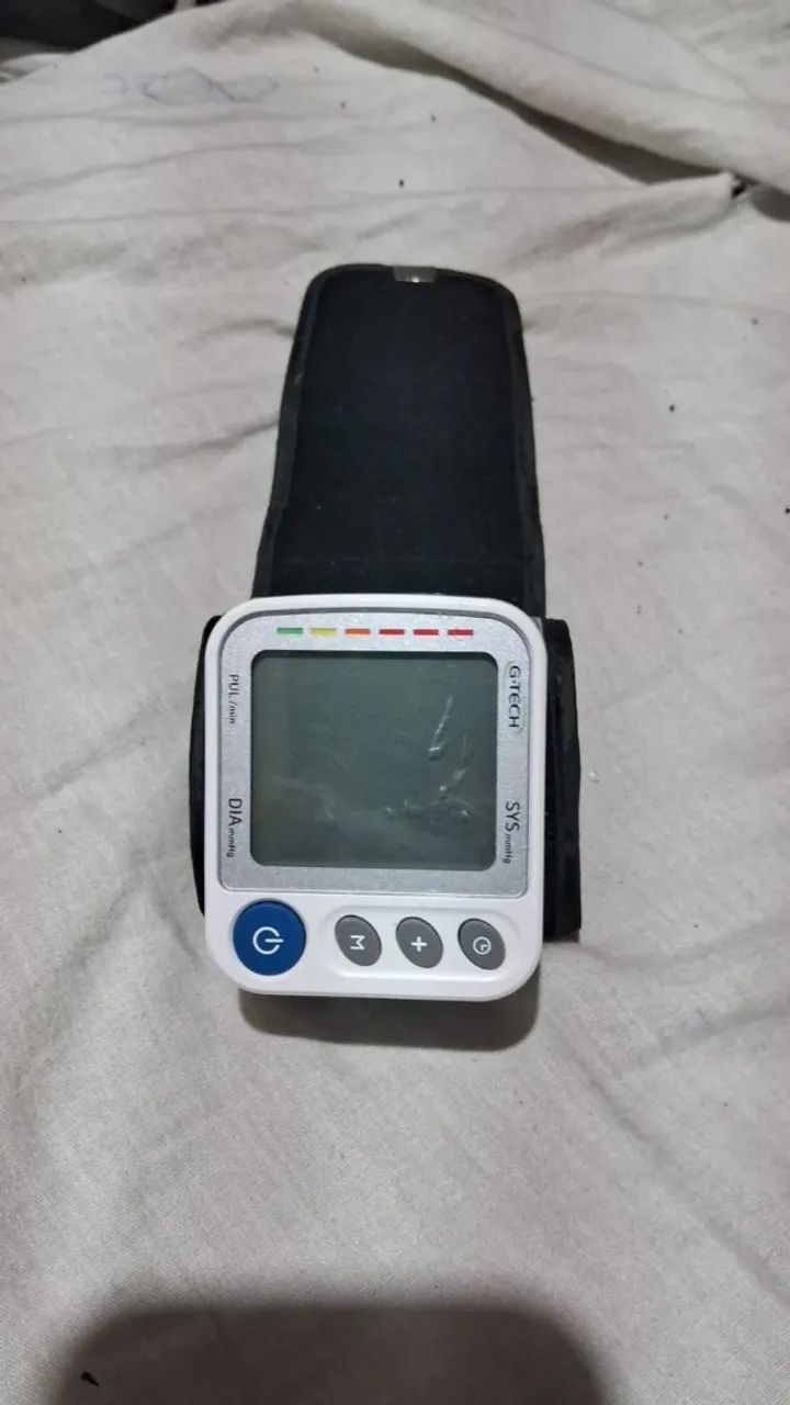 aparelho de pressão digital automático de pulso da marca G-Tech - Foto 4