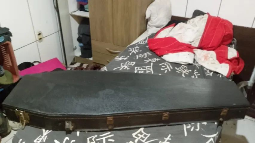 Case Estilo Caixão Para Guitarra  - Foto 3