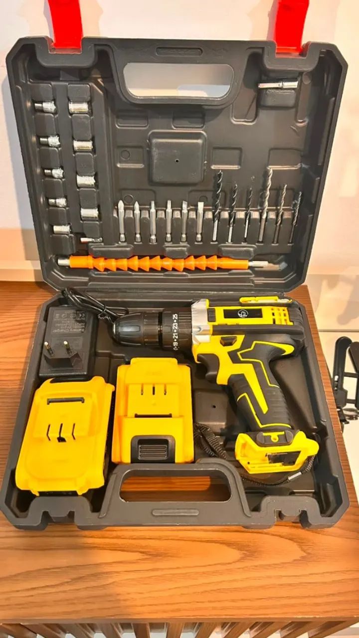 Parafusadeira e Furadeira Bateria 48V Completa na Maleta + 2