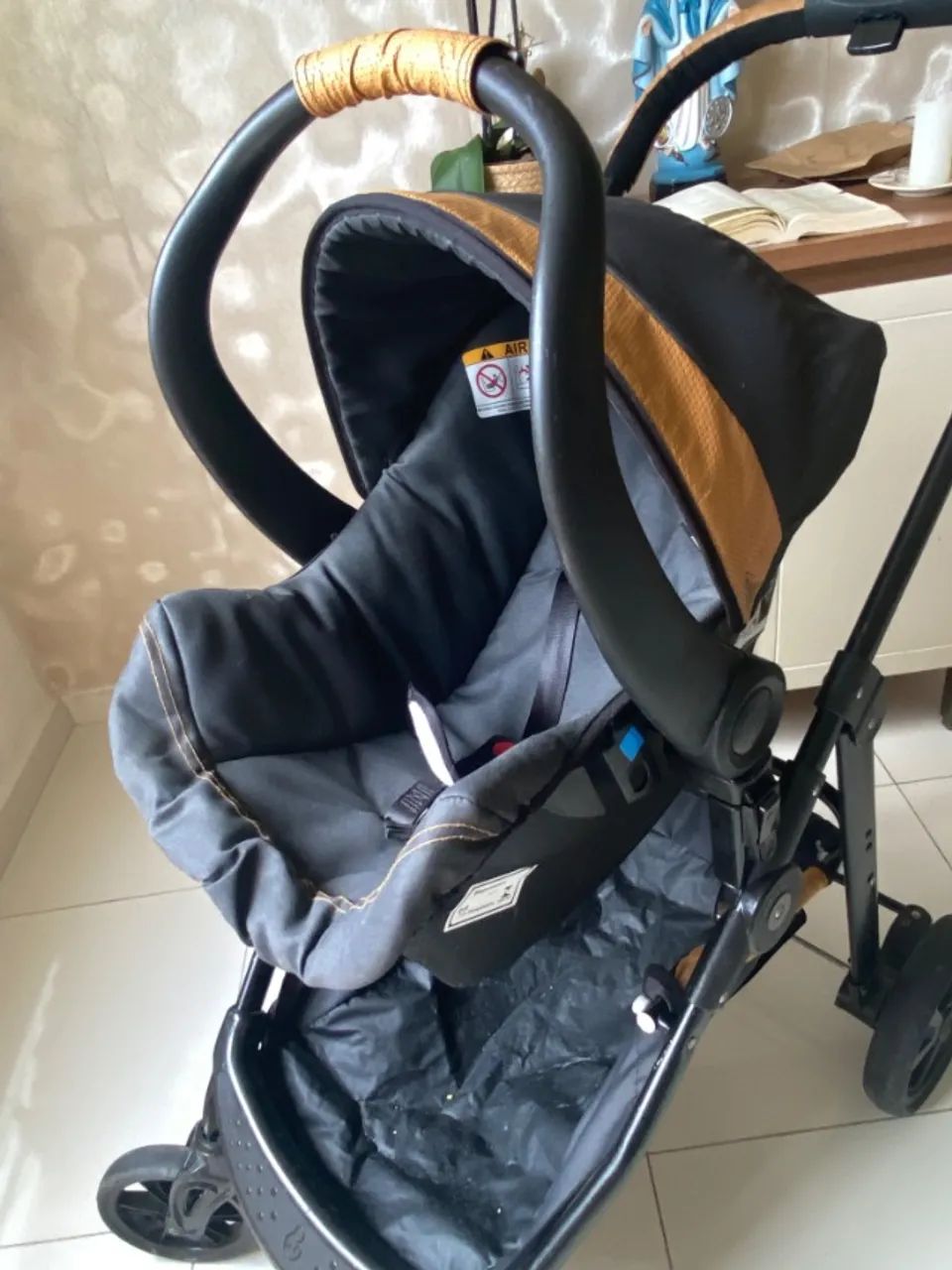 KIT CARRINHO DE BEBÊ MOISES COM BEBÊ CONFORTO.  - Foto 2