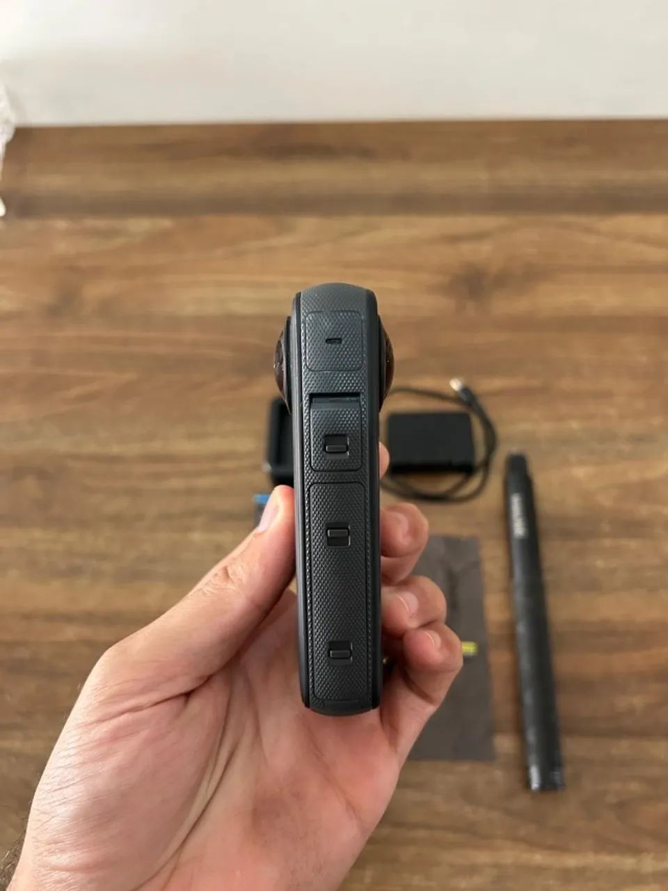 Insta360 X3 + Kit THINK BOLD Completo | Perfeita p/ Moto e Viagem