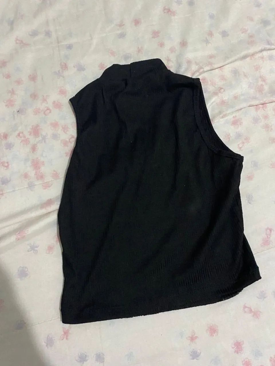 Vendo essas blusas - Foto 3