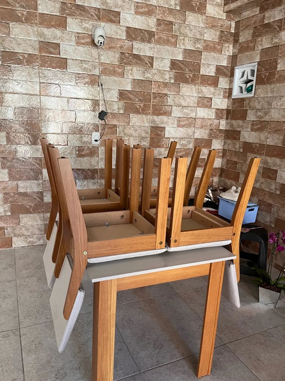 Conjunto de Mesa de Jantar com 4 Cadeiras - Foto 5