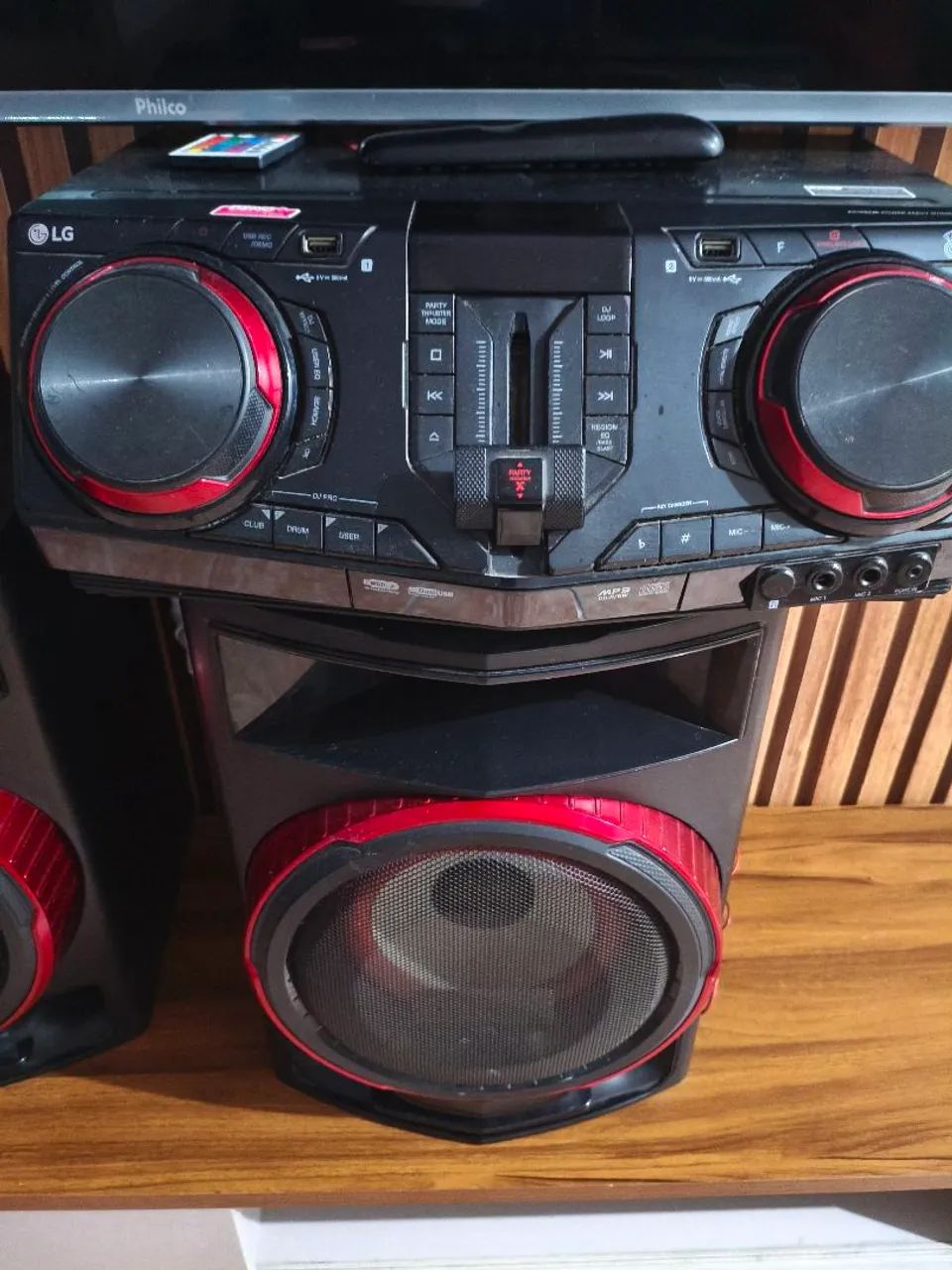 LG CJ87 1.800 RMS