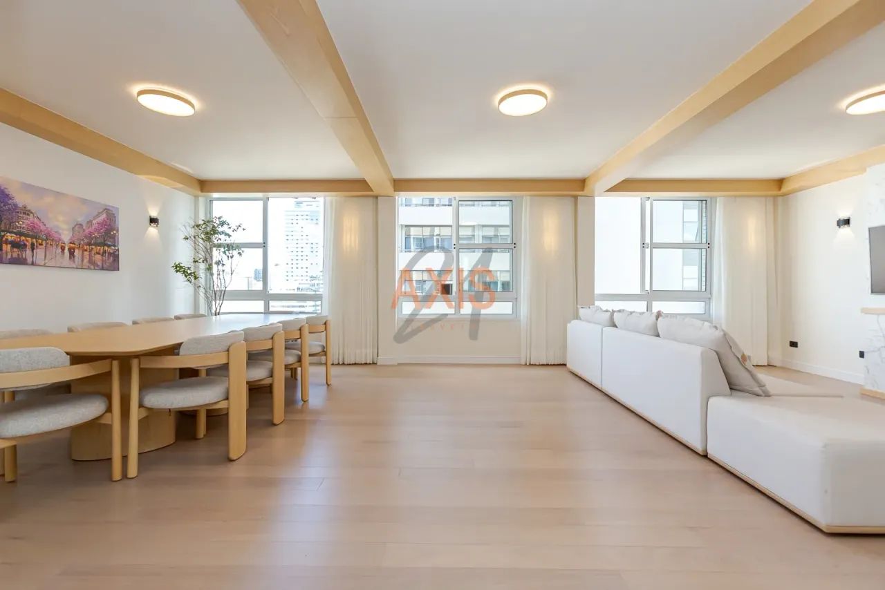 Apartamento de 3 Quartos à Venda no Edifício Paraná | Centro Curitiba