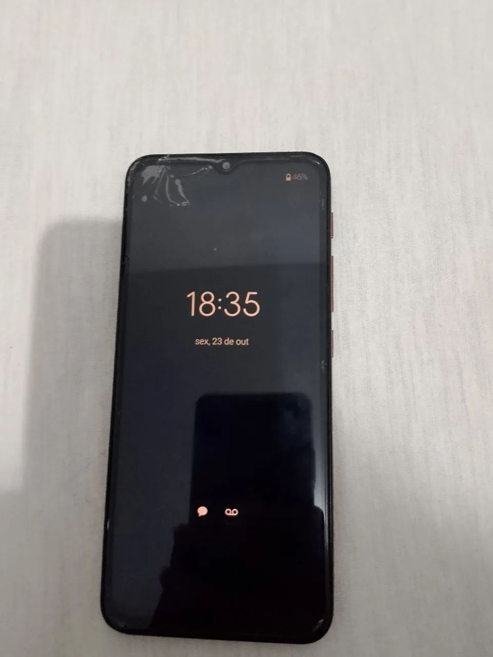 Vendo celular Moto E7.