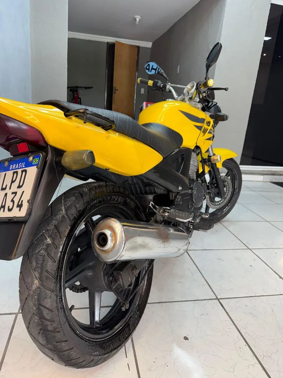 Twitter - 2008 - CBX 250 - Foto 3