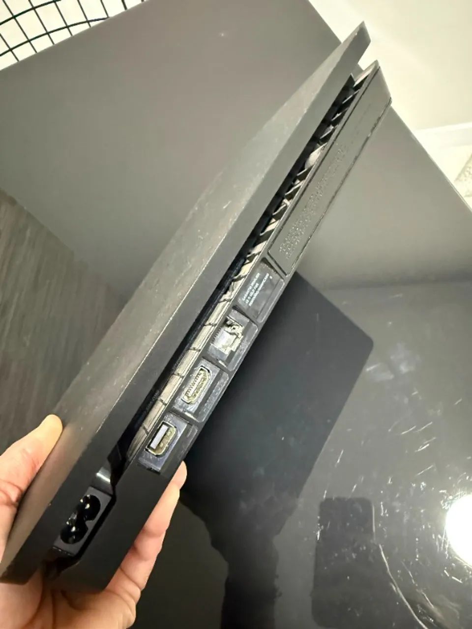 Console PlayStation 4 slim ( 1TB ) - Foto 4
