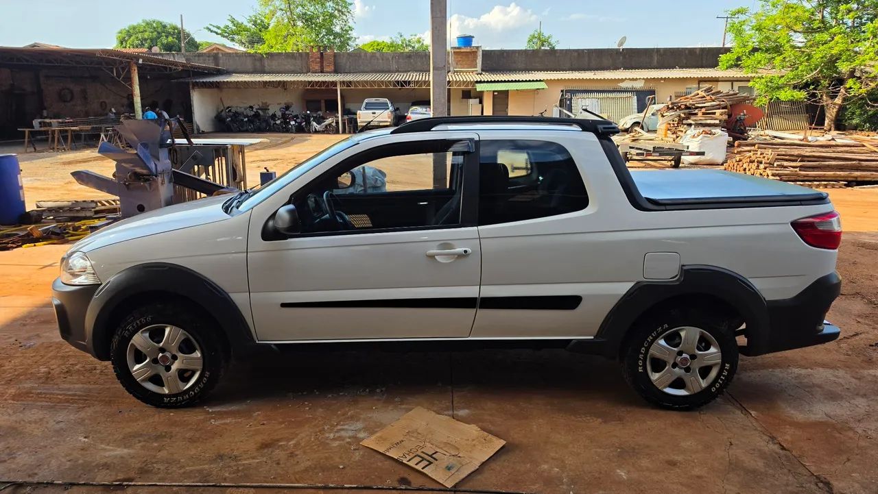 Fiat Strada Working Hard 1.4 Fire Flex 8V CD 2017 - Foto 5