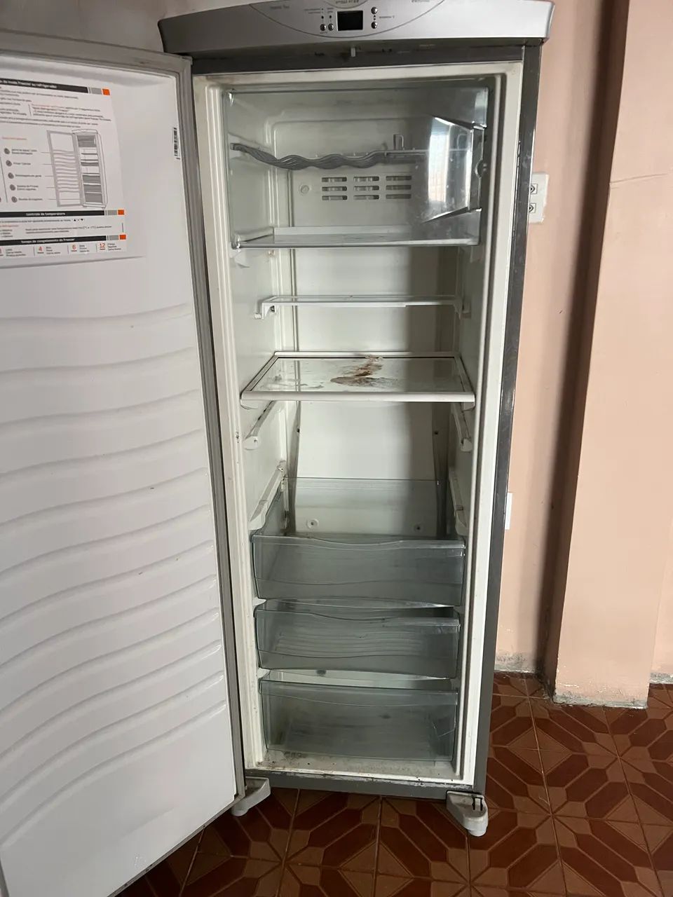 Vendo freezer front free 