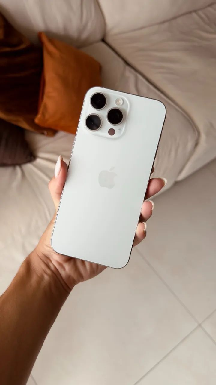 Iphone 15 Pro Max 256gb Branco - 86% bateria - Celulares e