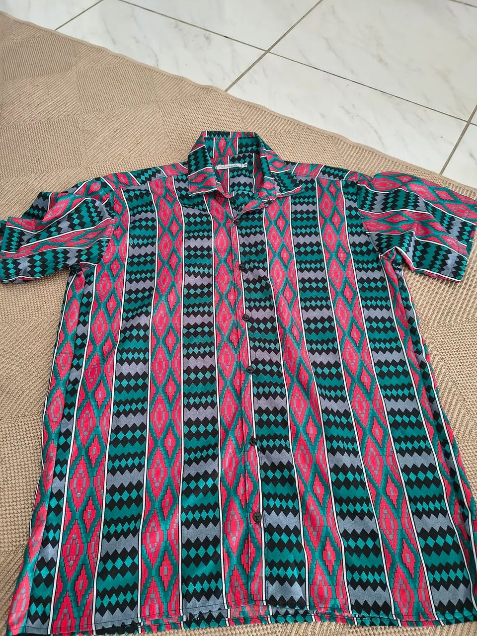 3 camisas pelo preço de 1