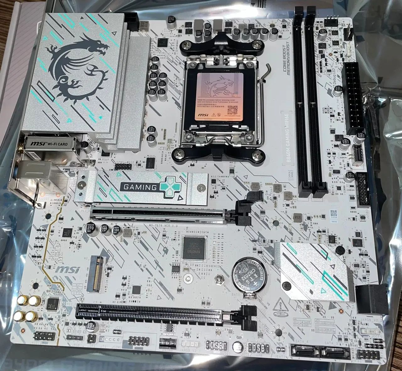Placa mae AM5   b840 MSI ddr5