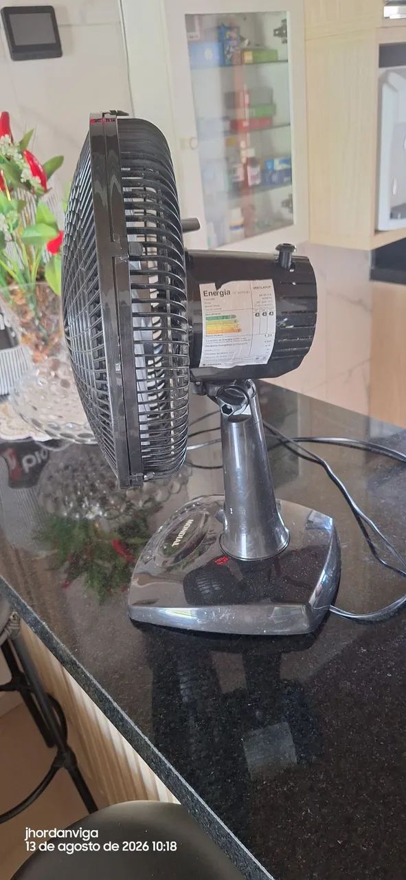 Ventilador seminovo novo - Foto 2