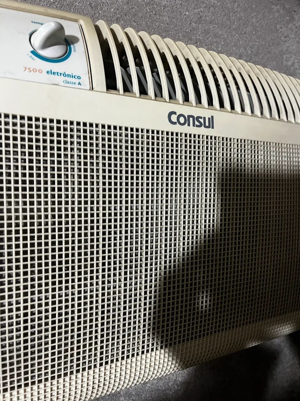 ar condicionado parede funcionando perfeitamente