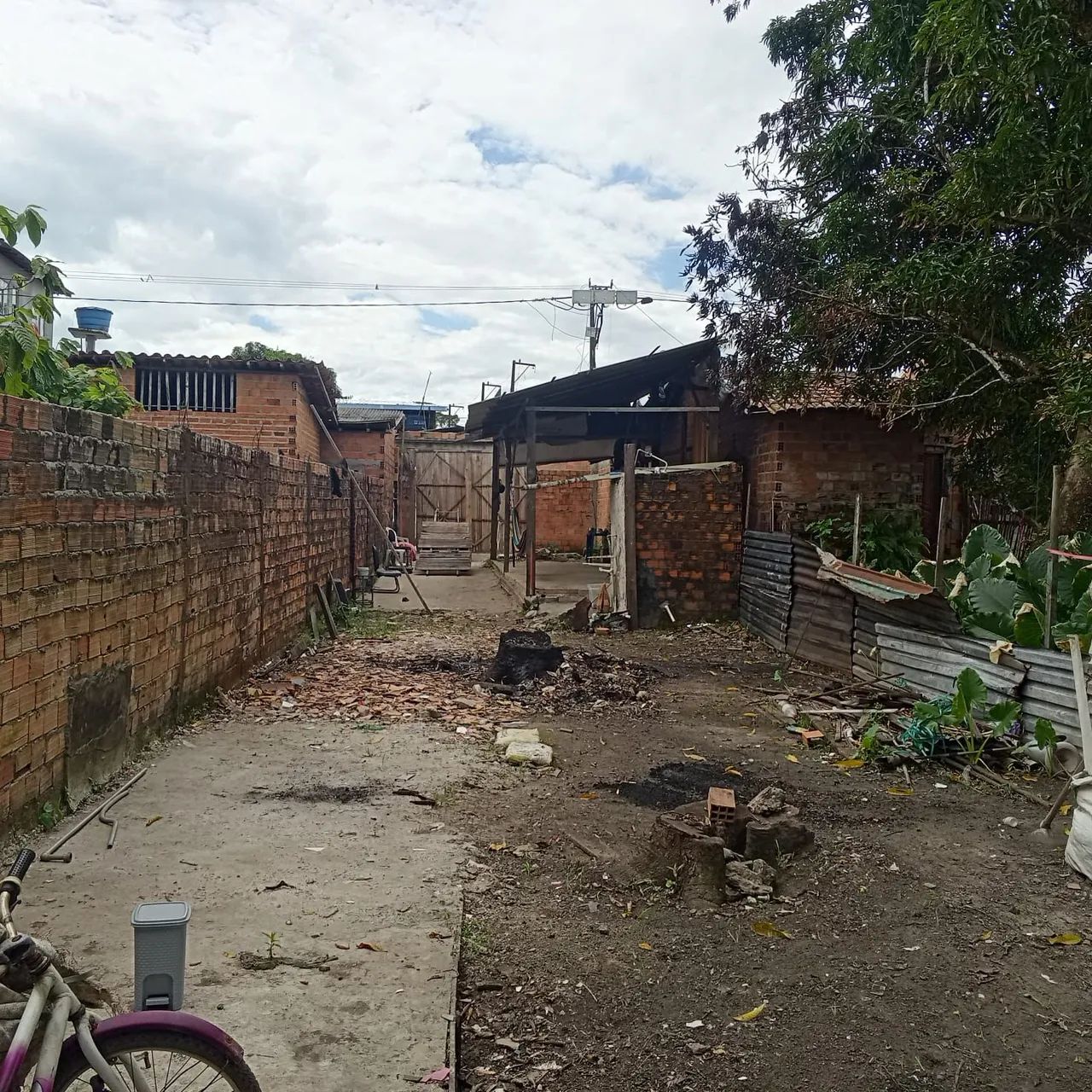 *Terreno grande e bem localizado* - Foto 2