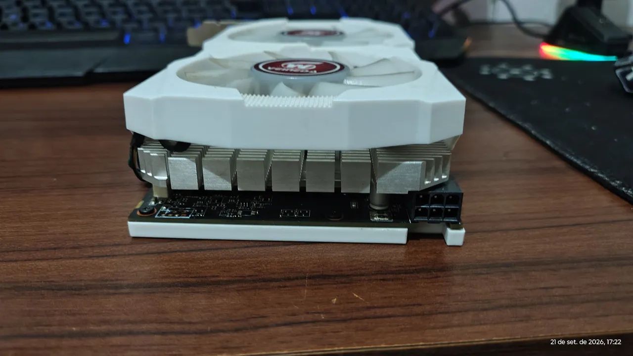 Placa de vídeo RX 580 COM AVARIAS - Foto 3
