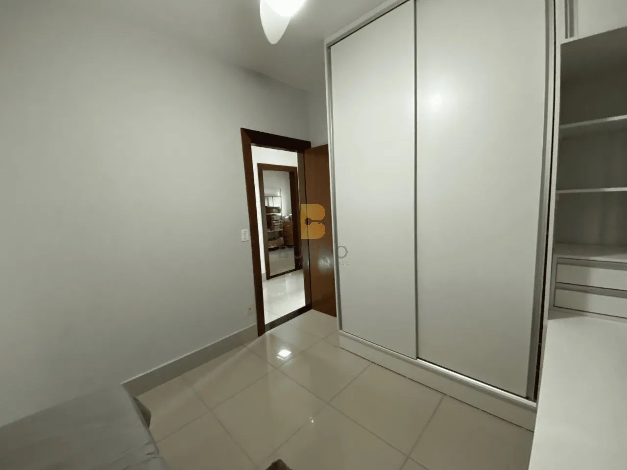 CASA RESIDENCIAL em CUIABÁ - MT, SANTA ROSA - Foto 2