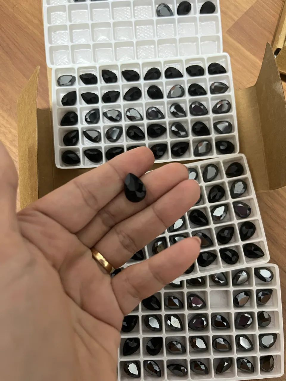 Gota 10x14 mm Cristais Rain® Drop FS - Jet Hematite (10x14mm)  - Foto 2