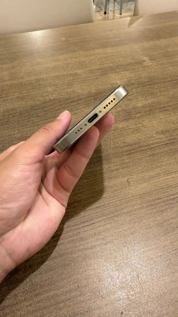 IPHONE 15 PRO 256 EXCELENTE ESTADO - Foto 4