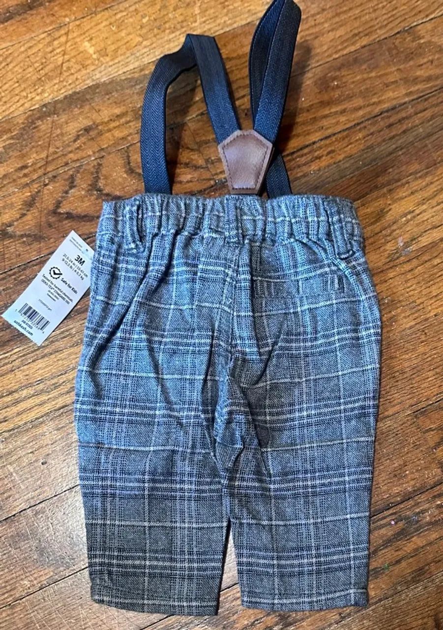 Calça com suspensorio Oshkosh tamanho 3 meses Importada (nova) - Foto 3