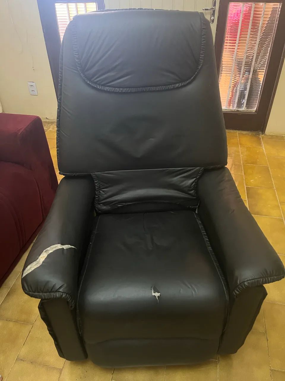 VENDO POLTRONA DO PAPAI