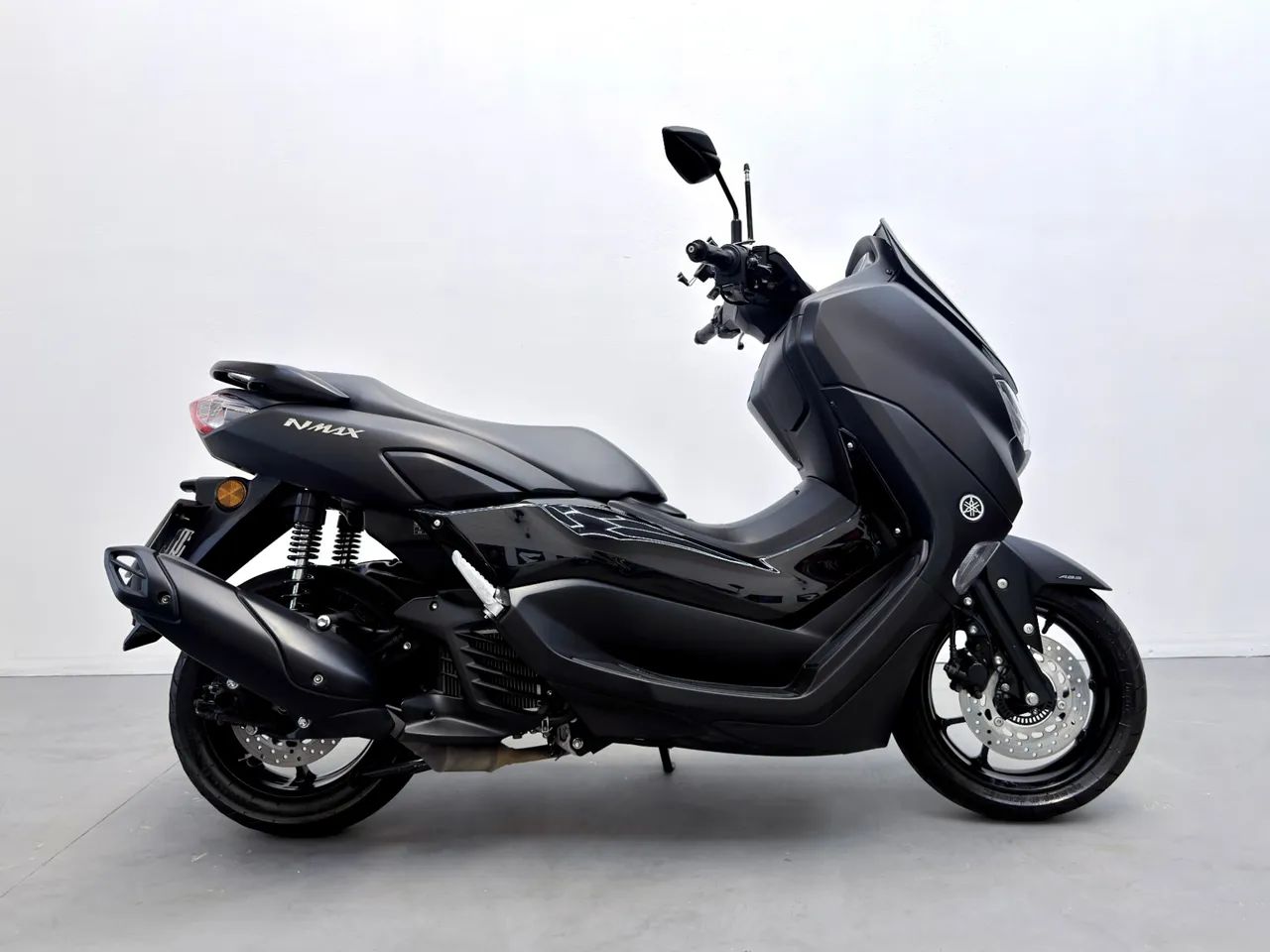 YAMAHA NMAX CONNECTED 160 ABS