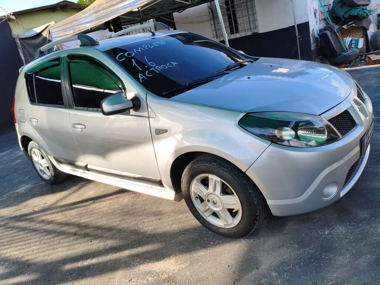 Renault Sandero 2010