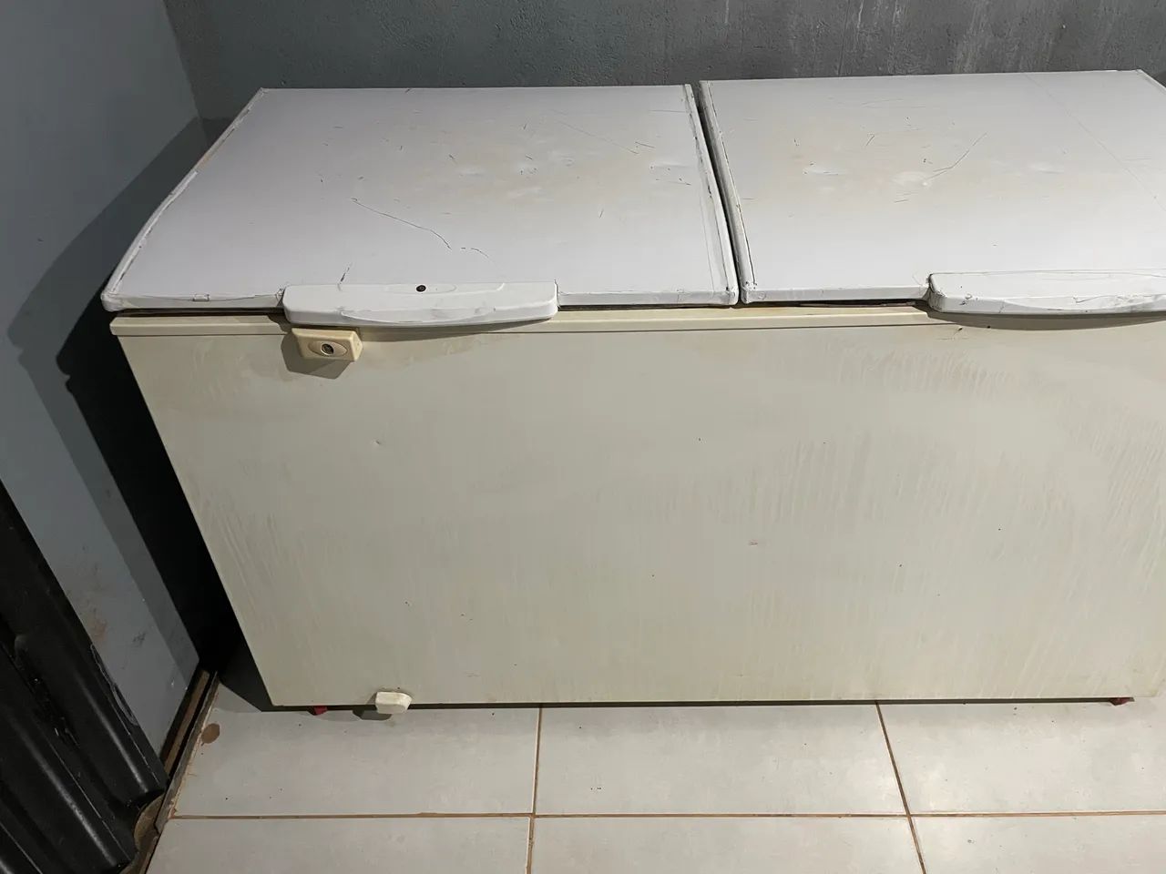 Frizer duas tampas  - Foto 2