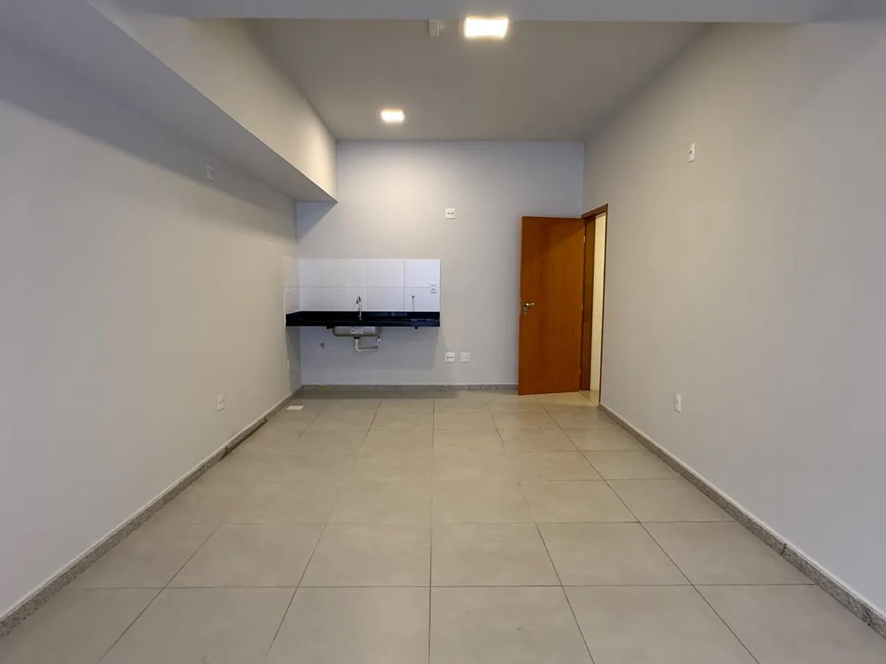 Loja novinha e com movimento para venda - Foto 2