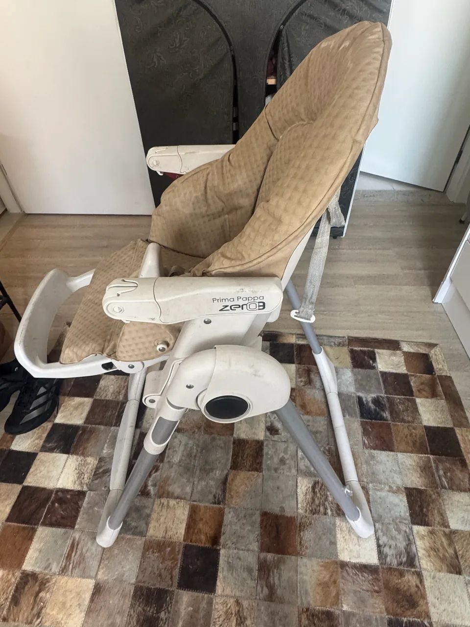 Cadeirinha de alimentação/ criança 