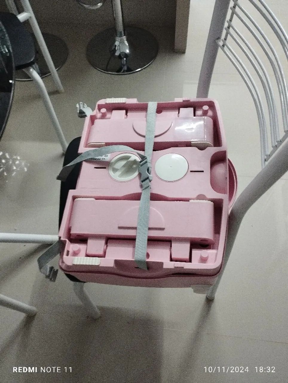 Cadeirinha de elevação para alimentação  - Foto 4