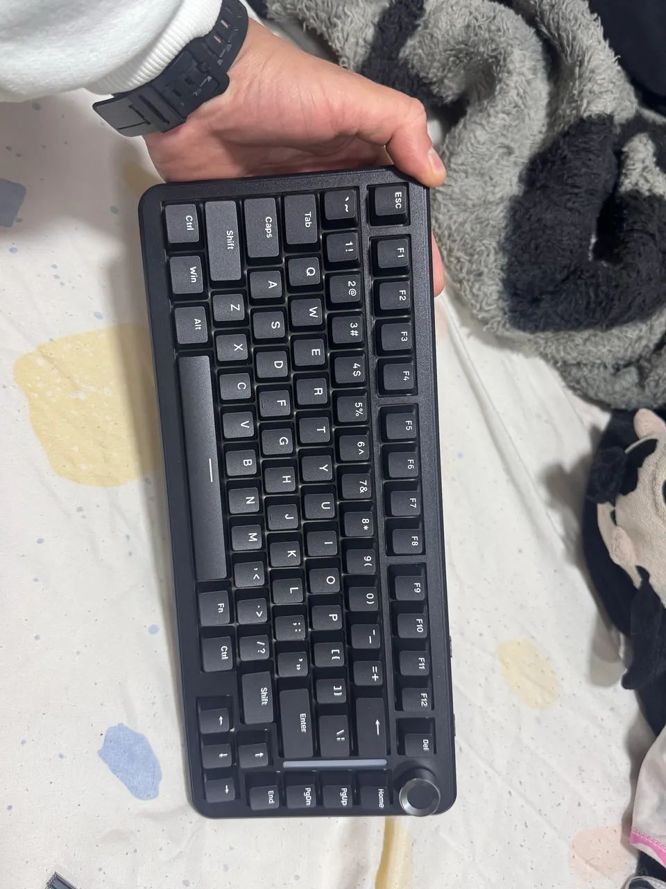 TECLADO FREEWOLF 75% - NOVO/LACRADO