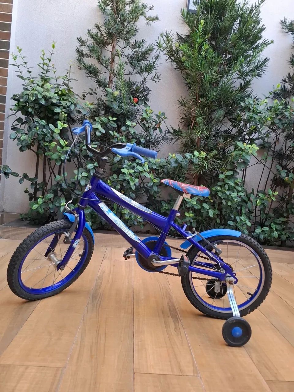 Bicicleta infantil aro 16 - Foto 4