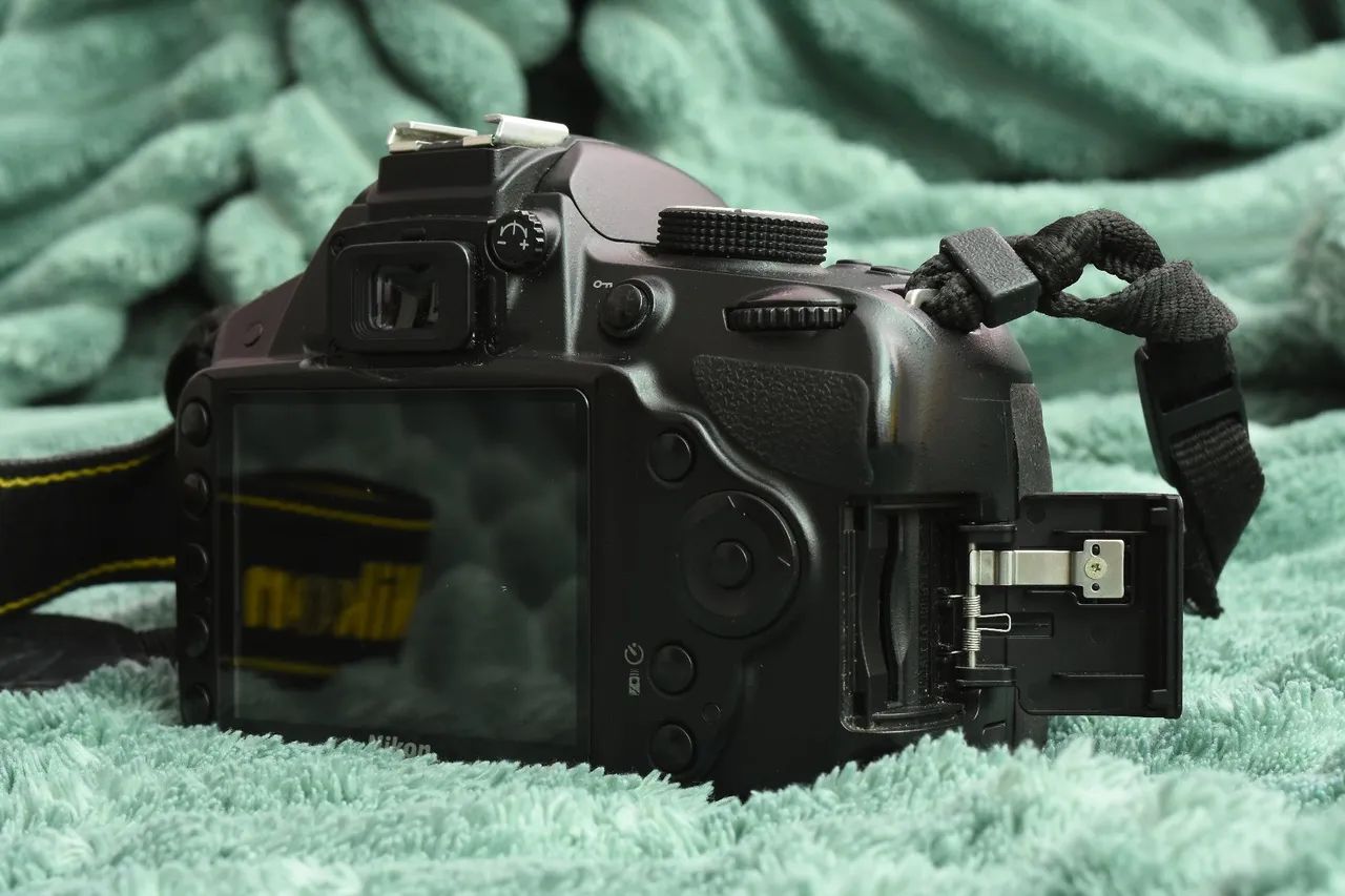 Nikon D3200 - Corpo - Foto 3