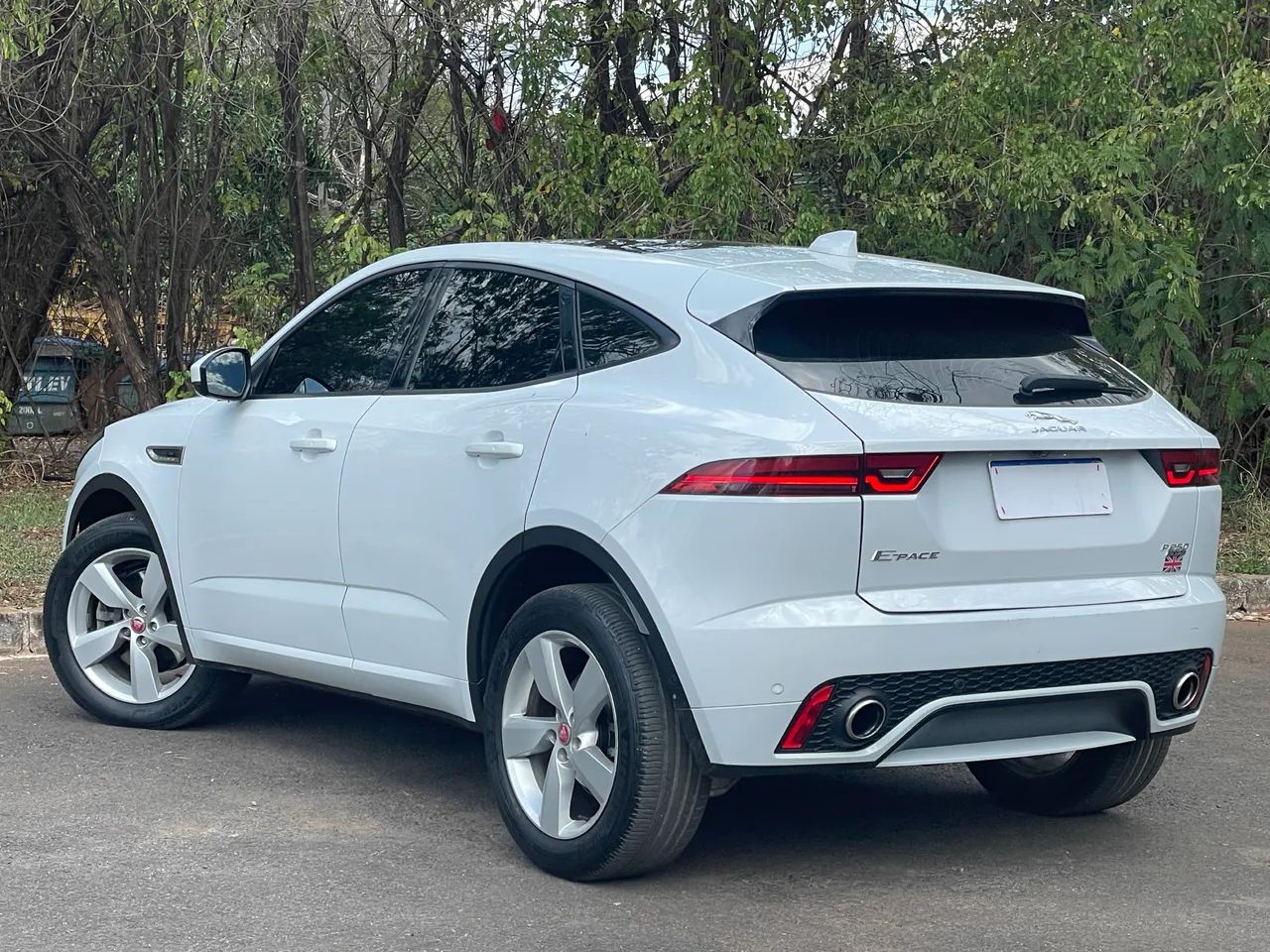 Jaguar E-Pace R-dynamic SE 2.0 AWD 250cv Aut. 2019 - Foto 5