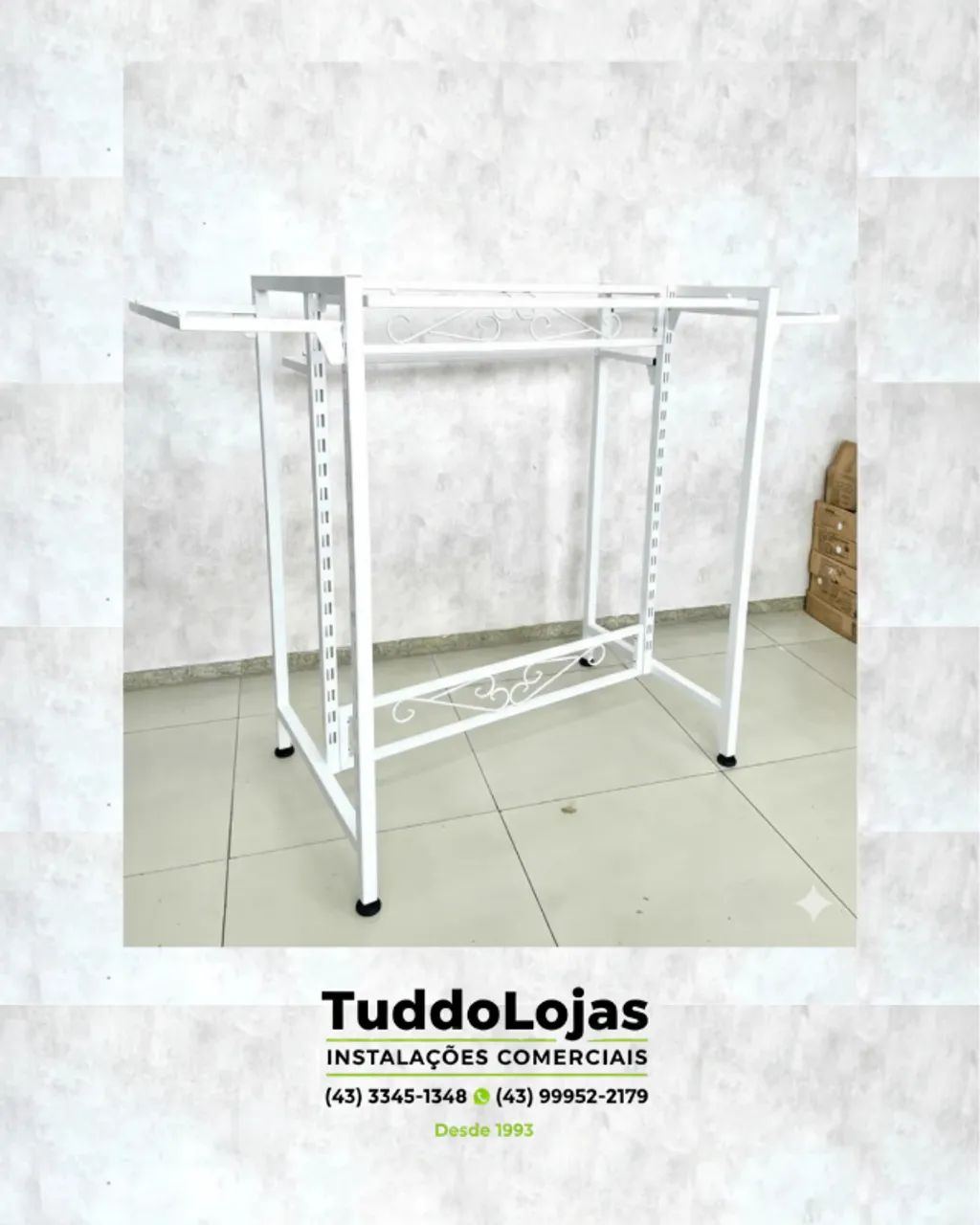 Arara Para Roupas de Centro de Cremalheira