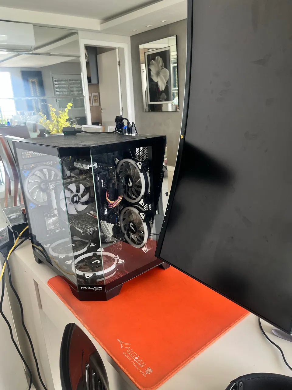 pc gamer + monitor 240 hz 27 polegadas + braço articulado 