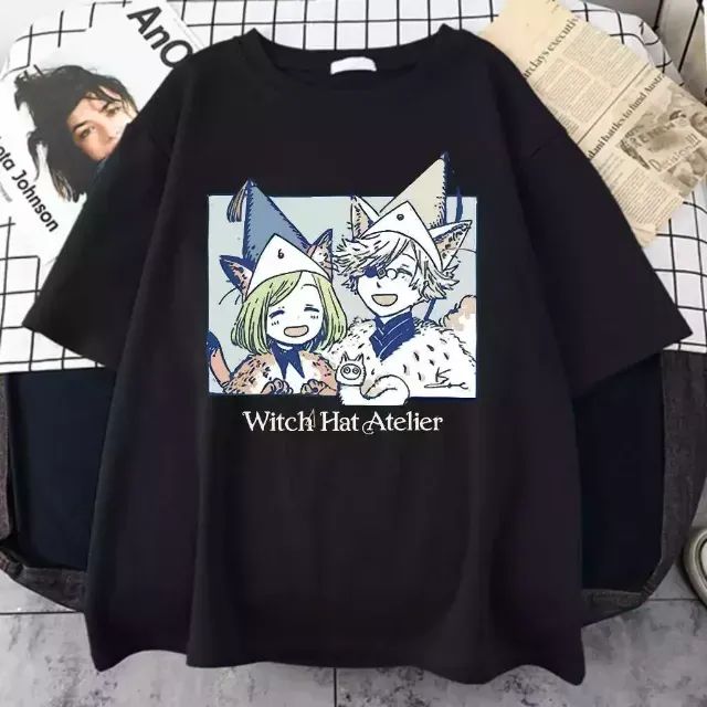 CAMISETA WITCH HAT ATELIER  - Foto 4