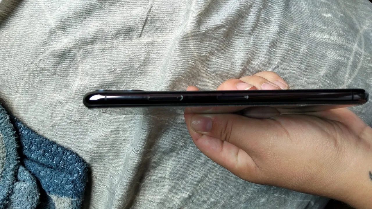 Vendo iPhone 11 Pro Max  - Foto 2