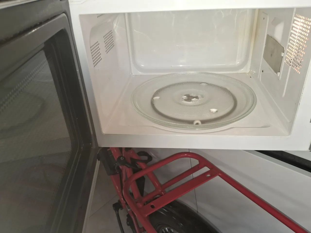 Microondas com defeito  - Foto 5