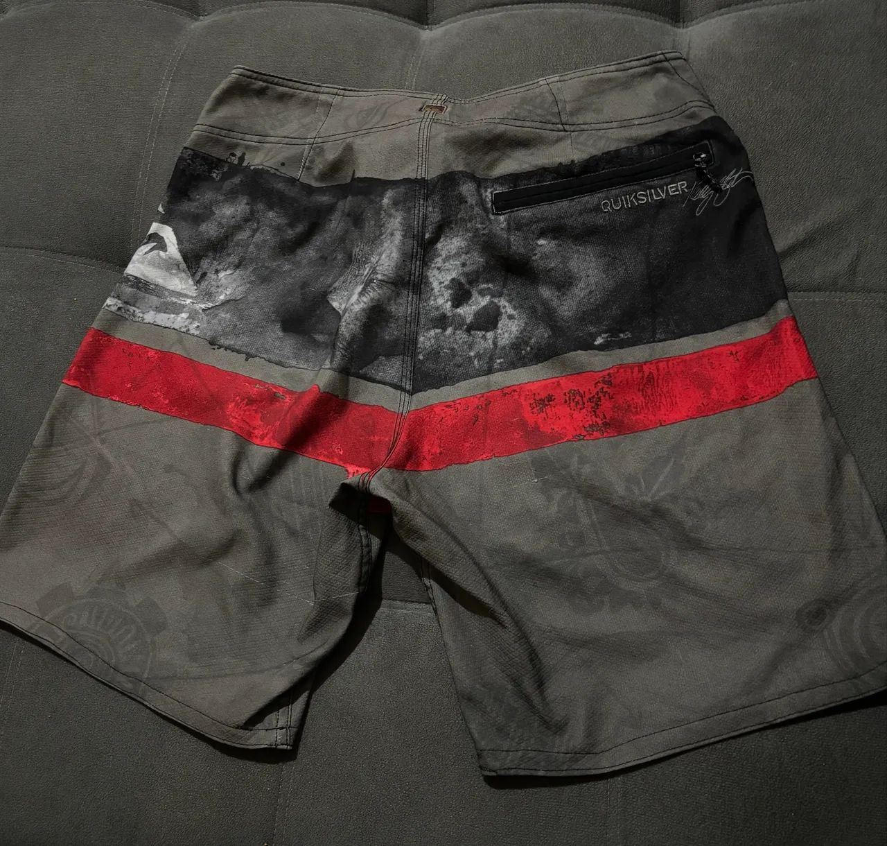 Vendo Bermuda Quiksilver Original  - Foto 3